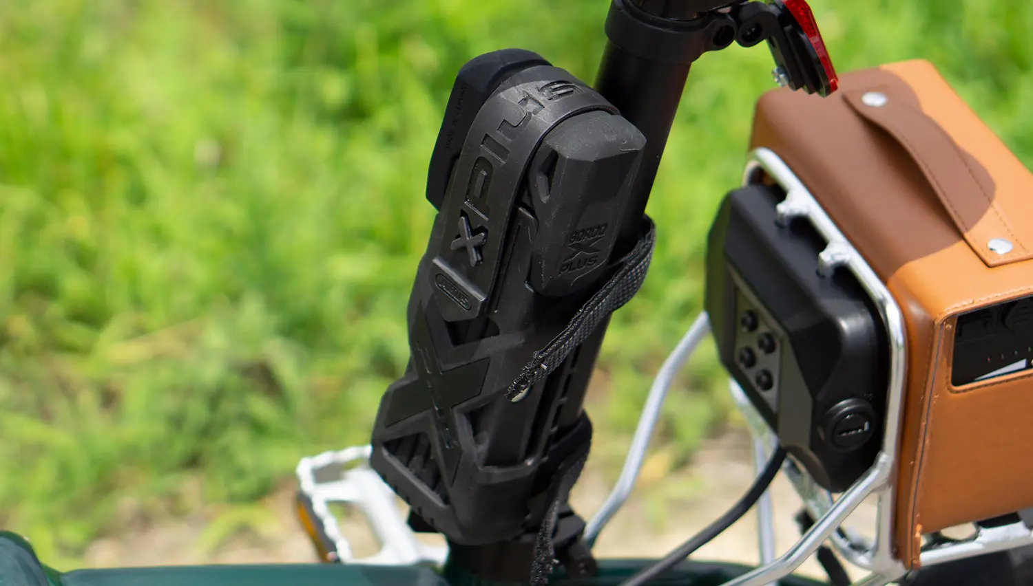泥棒の心をへし折る自転車の鍵。ABUS 最強ブレードロック「Bordo