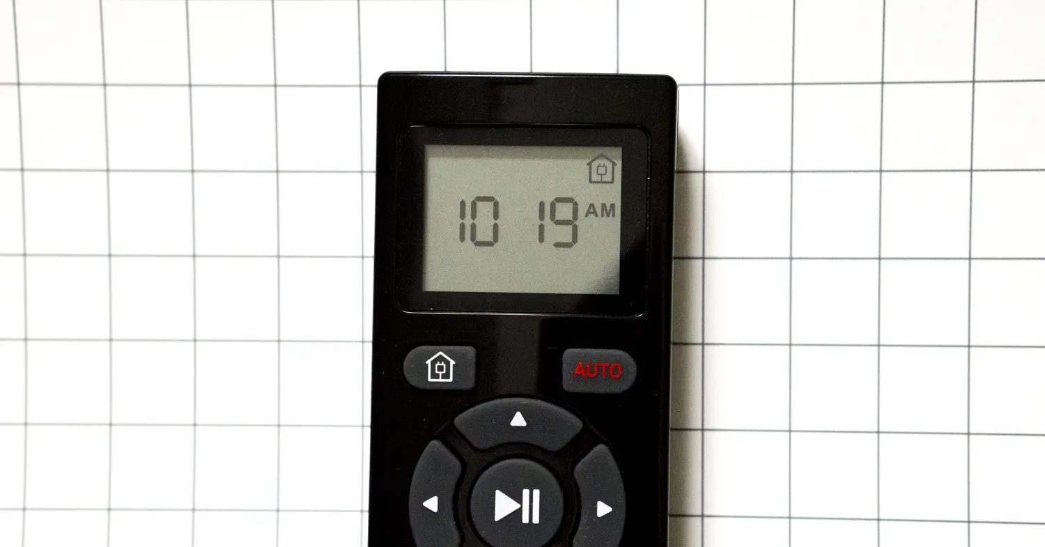 リモコンのAutoを押せばお掃除開始