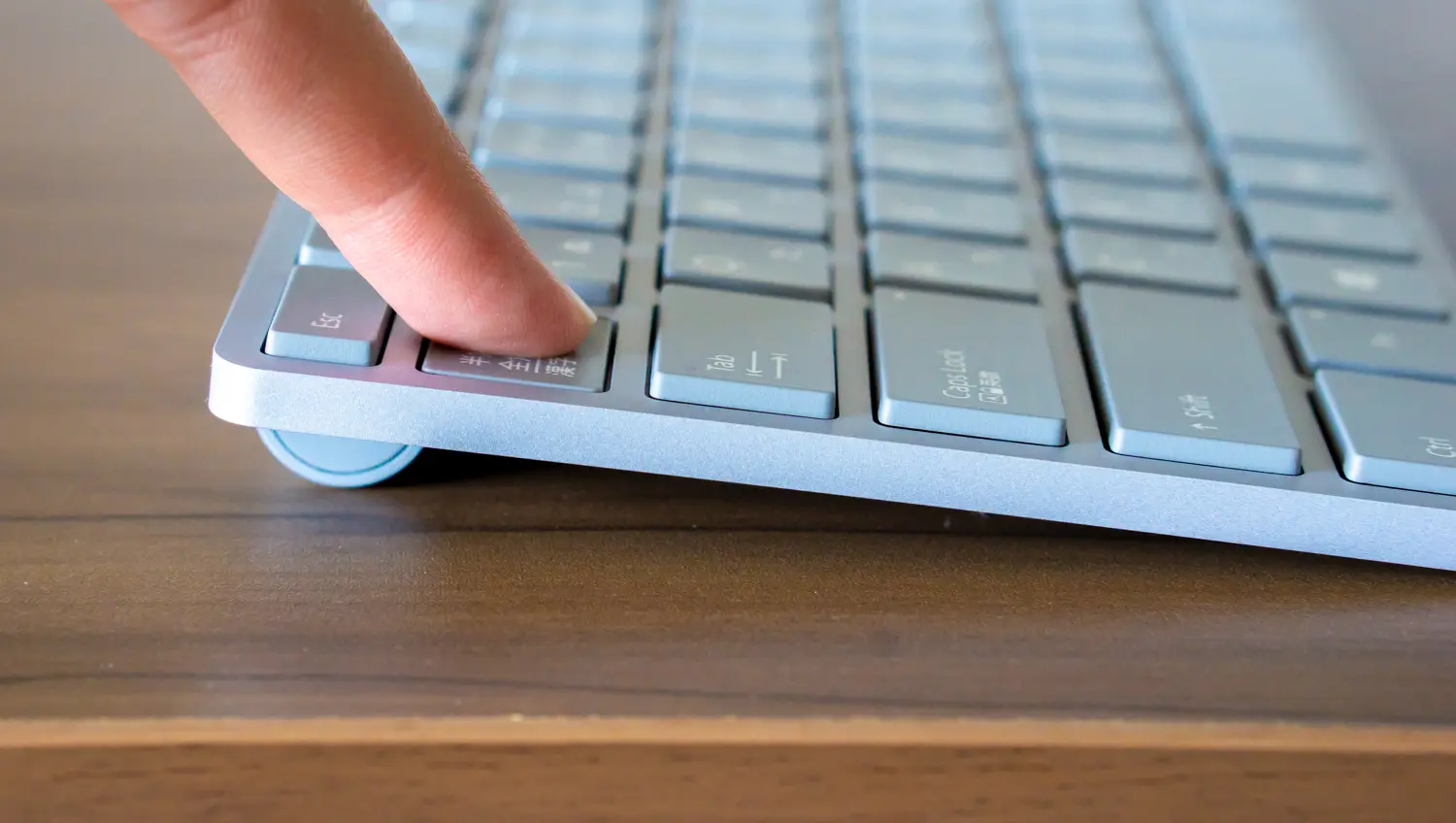 キーストロークはおよそ2mmほど